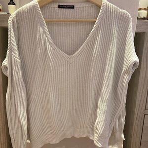 brandy melville sweater